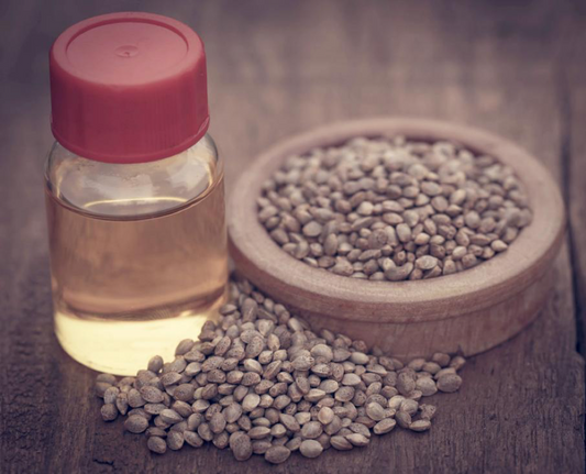 4 Benefits of Hemp Oil for Hair